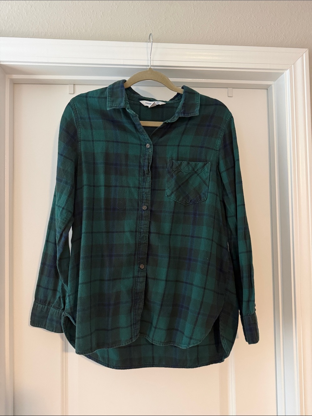 Old Navy Green and Blue Plaid Button-Down Shirt